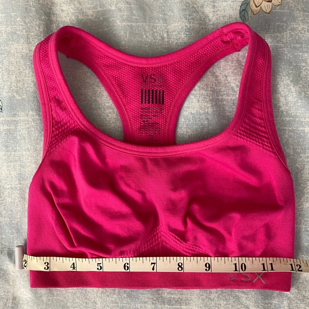 Final: Victoria’s Secret hot pink sports bra